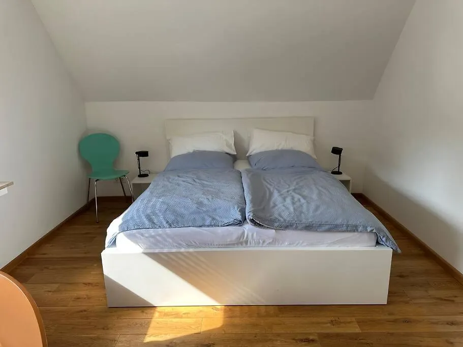 Apartment 2-Zimmerwohnung Mit Terrasse Dusseldorf